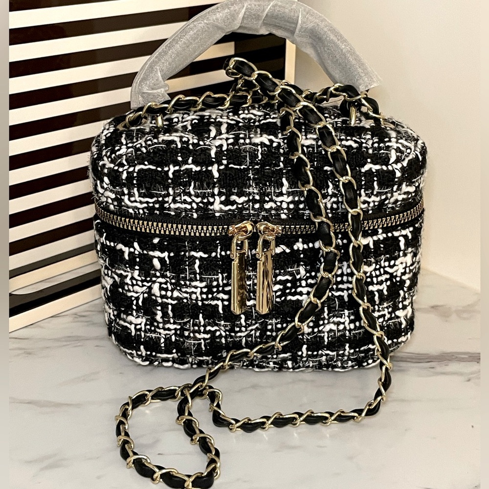 Black and White Tweed Vanity Chain Bag - Picture 1 of 7